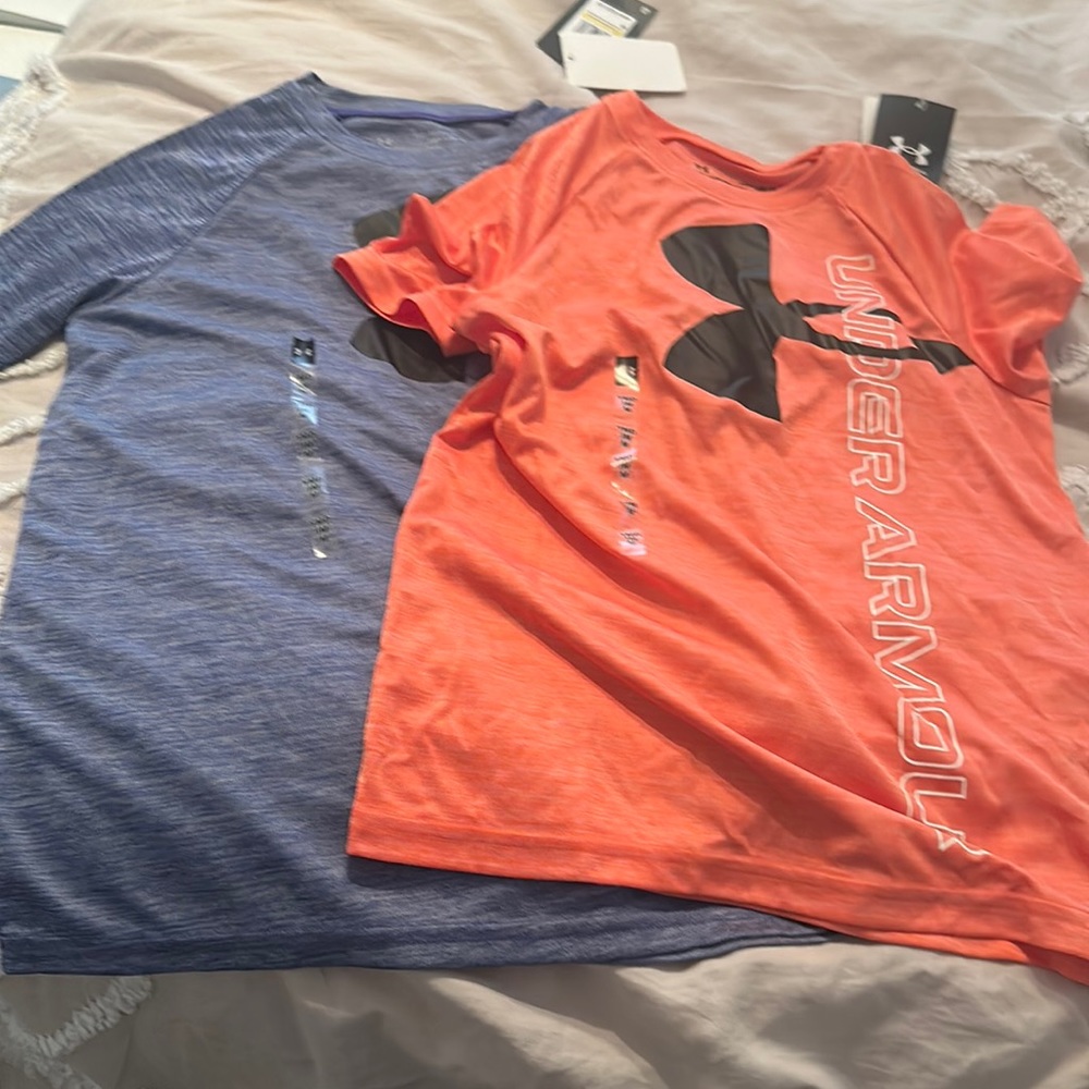2 Under Armour Youth Boys Shirts NWT